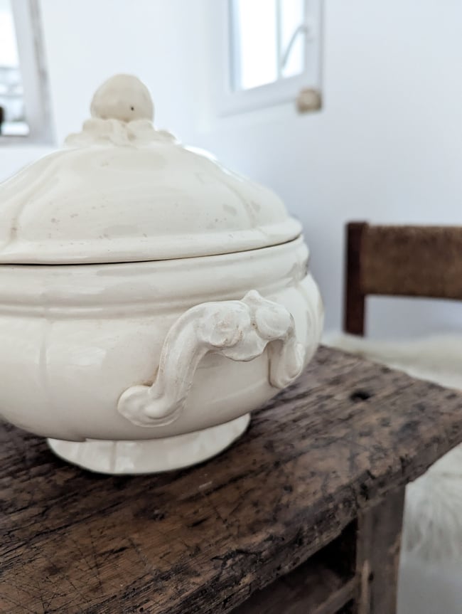 Soupière Digoin Sarreguemines . 