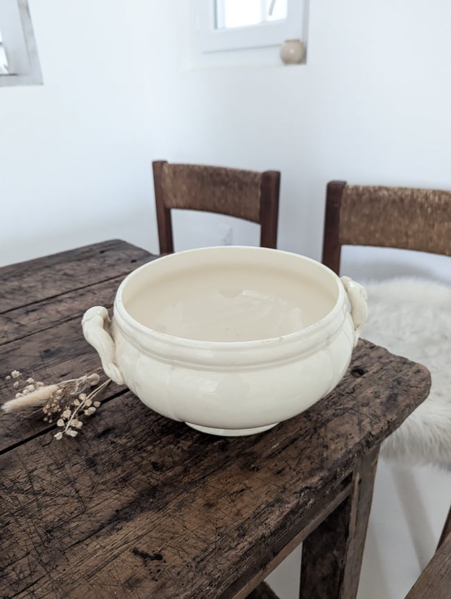 Soupière Digoin Sarreguemines . 