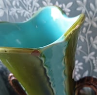 Image 5 of Ancien vase en barbotine 