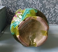 Image 7 of Ancien vase en barbotine 