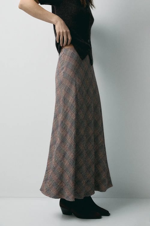 Image of 2-Falda Ness