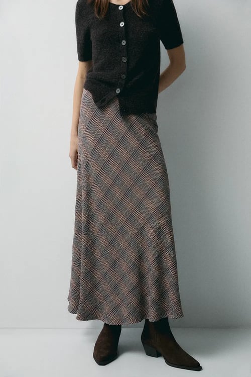 Image of 2-Falda Ness