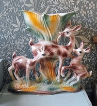 Image 1 of Vase en barbotine, famille de Bambi