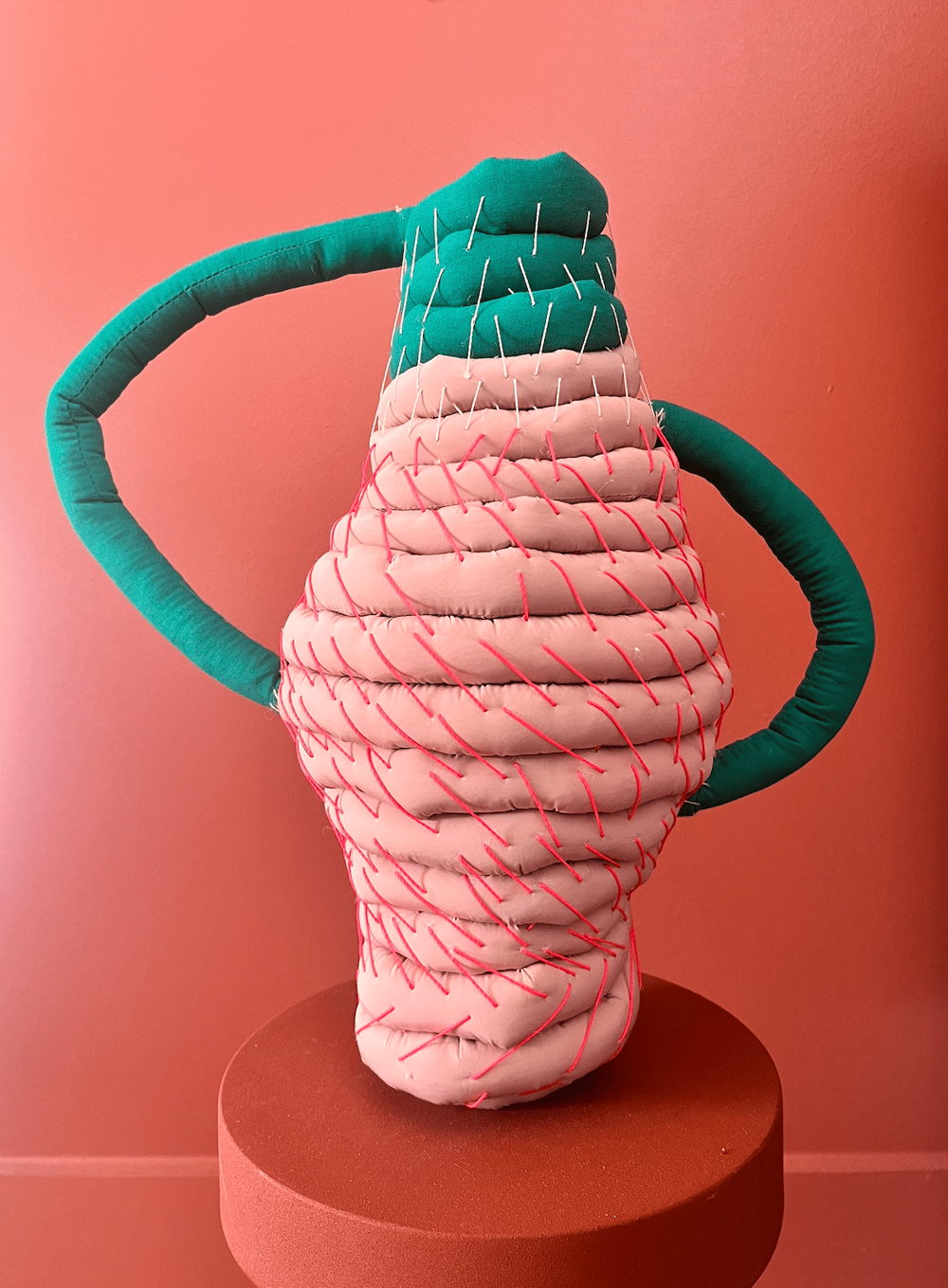 Image of AMPHORE VERT ET ROSE