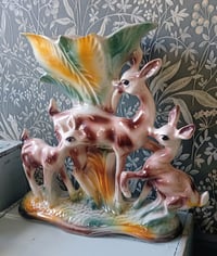 Image 3 of Vase en barbotine, famille de Bambi
