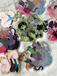 Image 2 of B-grade mystery charm!!