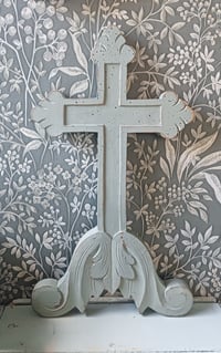 Image 1 of Ancienne croix en bois revisité 