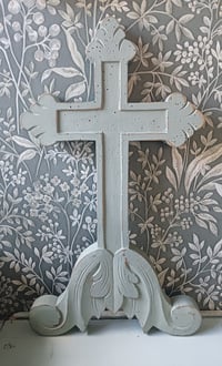 Image 3 of Ancienne croix en bois revisité 