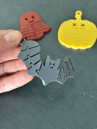Image 7 of 🎃👻🦇 Spooky Flexi Keychains – Ghost, Pumpkin & Bat Set! 👻🦇🎃