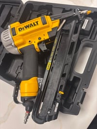 Image 3 of DEWALT PNEUMATIC 15-GAUGE DA NAILER 