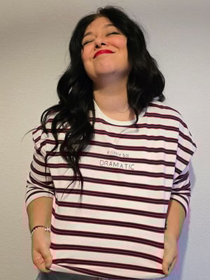 Camiseta a little bit dramatic