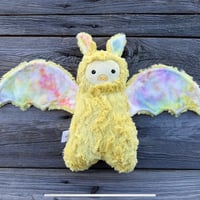 Tubby Bat - Yellow Rainbow Dye