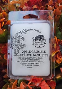 Apple Crumble French Baguette - A Rockytop Wax Works exclusive custom houseblend fragrance 