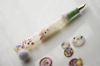 Image 3 of Retro Flower (Snow) - Pocket Fountain Pen