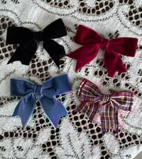 Image 4 of ℂ𝕝𝕒𝕣𝕒 𝕀 ℕ𝕖𝕔𝕜𝕝𝕒𝕔𝕖