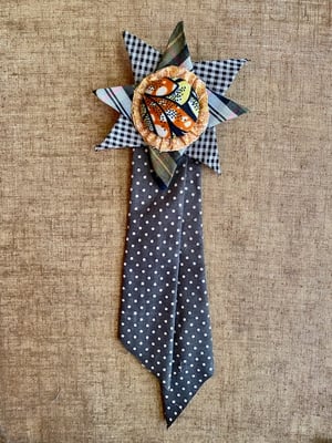 Image of rosette - no. 15