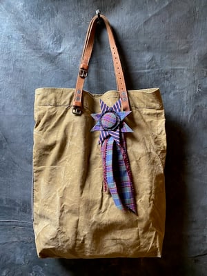 Image of rosette no. 17