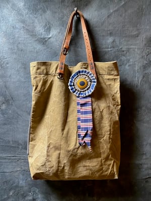 Image of rosette - no. 12