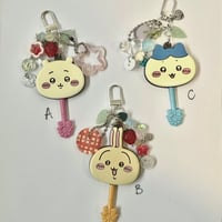 Image 2 of Smiski Acrylic Frame Key Chains