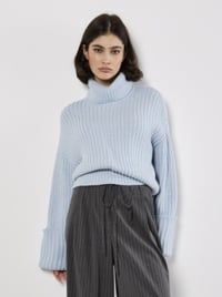 Roll Neck Pullover 
