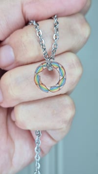 Image 2 of SINGLE RAINBOW BEAD