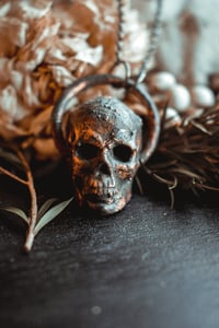 Image 8 of Skull necklace 