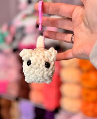 Image 3 of Assorted Cat Keychains 