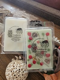 Image 2 of Conifer & Cranberry- a Rockytop Wax Works exclusive custom houseblend fragrance 