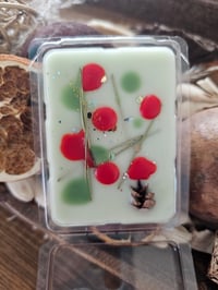Image 8 of Conifer & Cranberry- a Rockytop Wax Works exclusive custom houseblend fragrance 