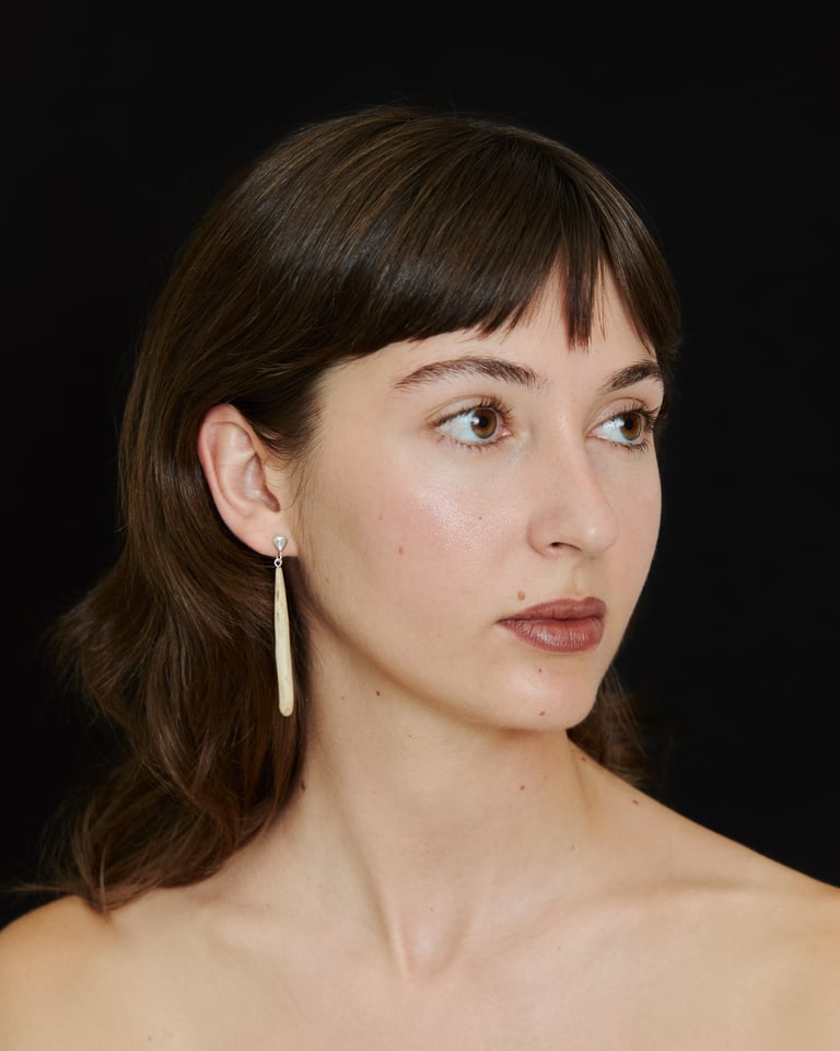 Costumbres XL Image 2