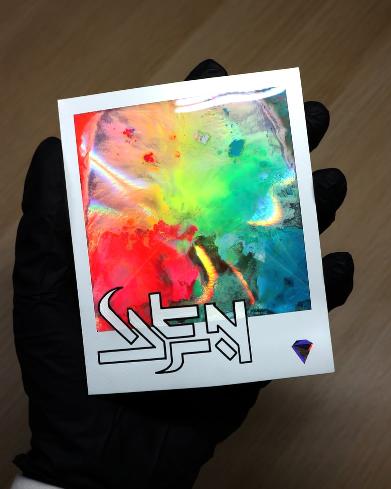 Image of HOLOGRAPHIC Polaroïd "SENTIENCE"