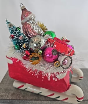 Image of Vintage Ceramic Sleigh w/Santa Holiday Decor