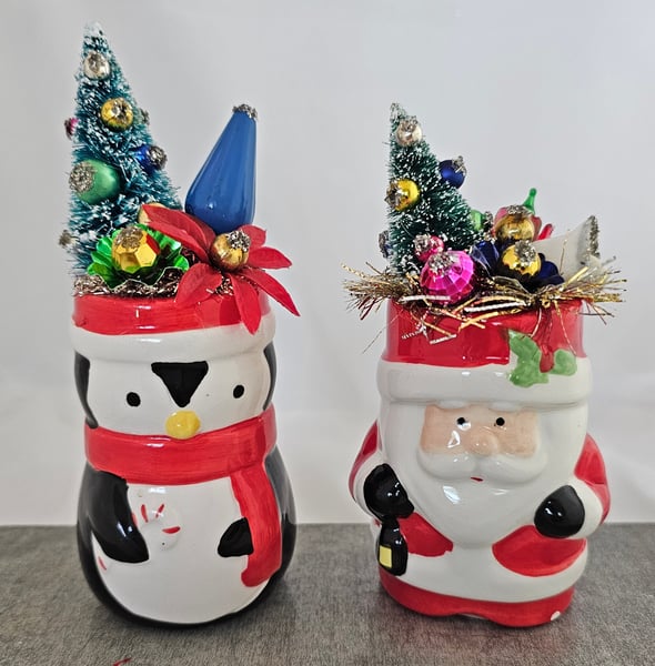 Image of Vintage Charm Set Penguin & Santa Holiday Decor
