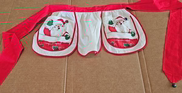 Image of Jolly Pocket Santas Vintage Christmas Hostess Apron