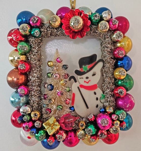 Image of Mini Christmas Ornament Wreath Winky Snowman