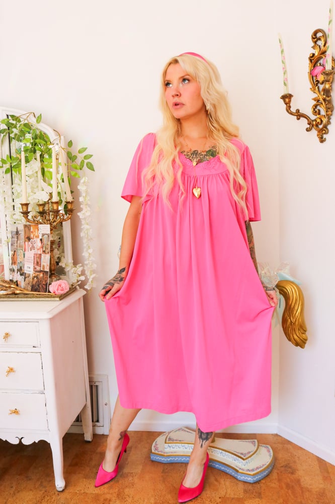 Image of Late 80s Shadowline Hot Pink Nightgown with Rose Embroidery (Large)