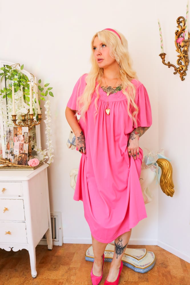 Image of Late 80s Shadowline Hot Pink Nightgown with Rose Embroidery (Large)