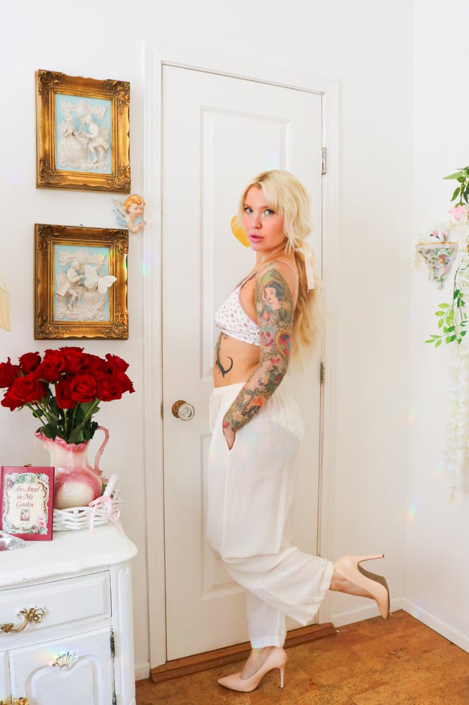 Image of 90s Soft Moments 100% Silk White Sheer Sleep Pants (Large)