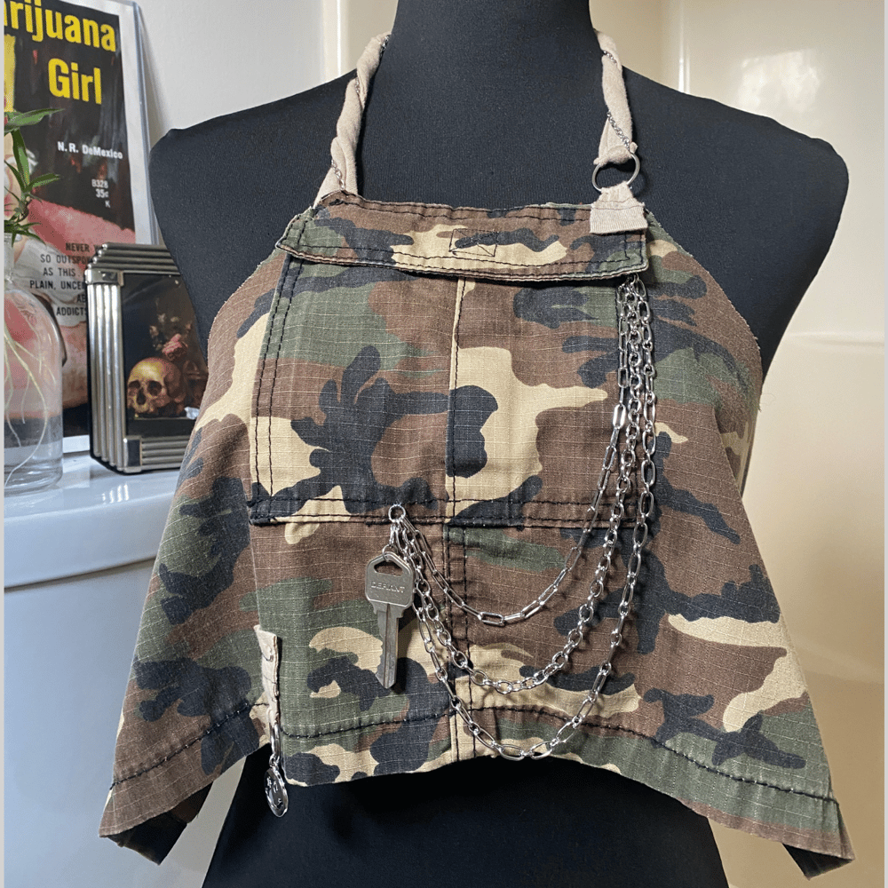 Backless Camo Chain Pocket Top