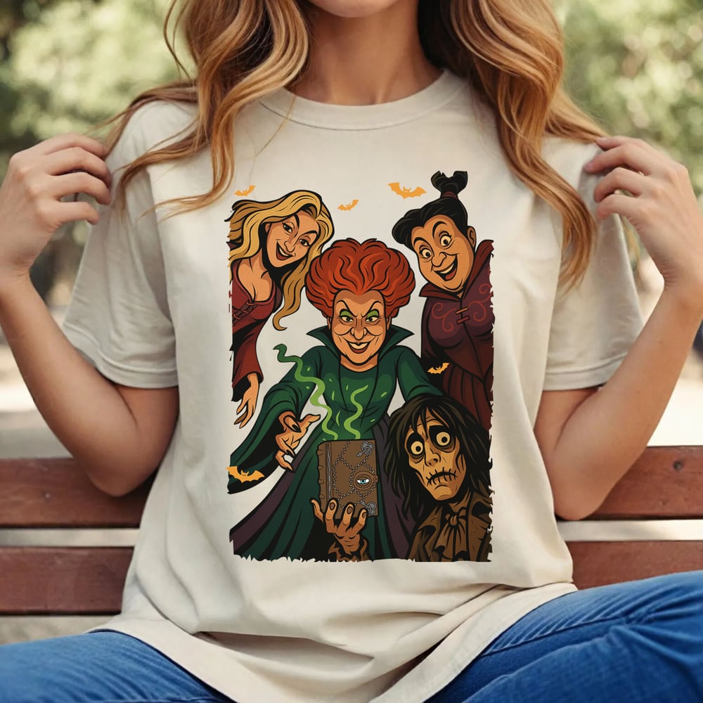 Image of HOCUS T-Shirt & Sweater 