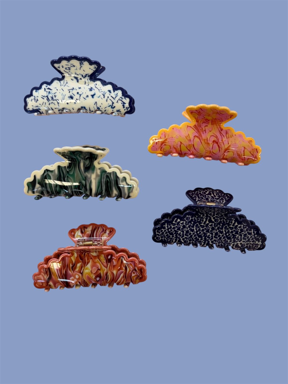 Image of Scallop Claw Clip 🦪