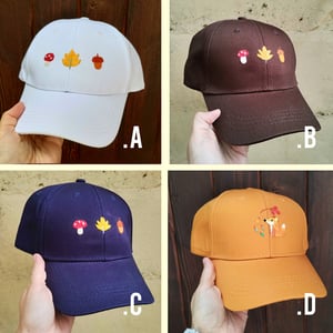 🧵 Casquettes et bonnets brodées - Collection Autumn Mind 🍂