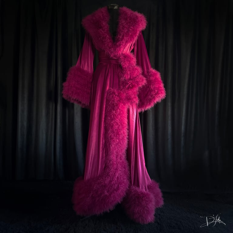 Wine "Dominique" Dressing Gown  Image 9