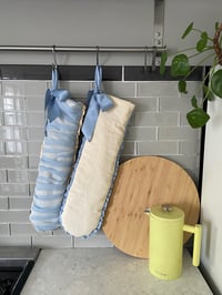 Image 3 of Official Painderella Insulated Painderella Baguette Bag - Chiffon