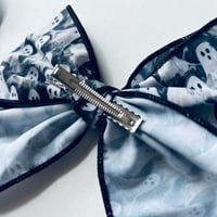 Image 2 of Ghostie Bow