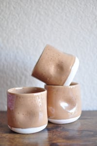 Image 5 of Tan Thumbprint Tumbler