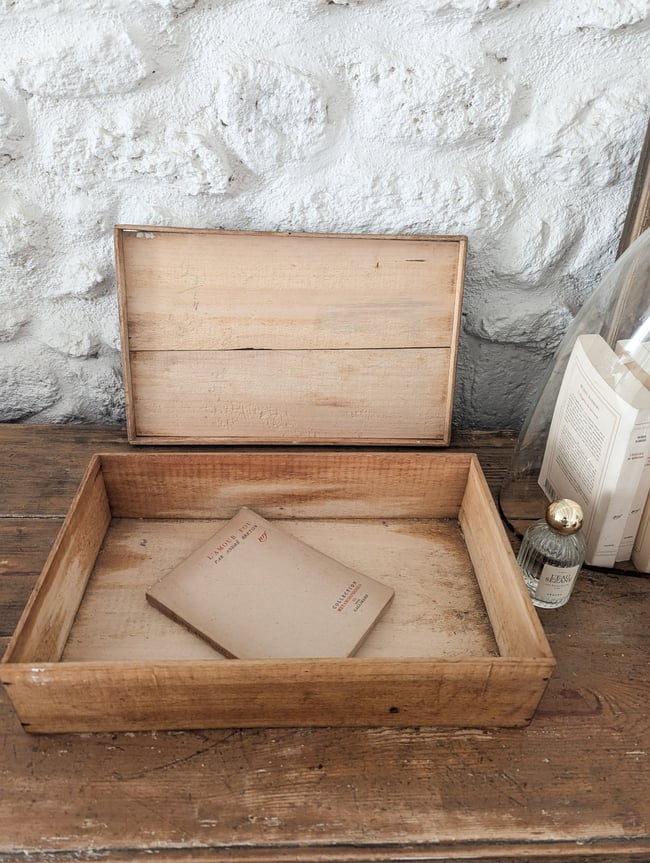 Boîte en bois "dentelles"