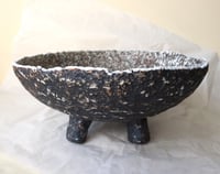 Image 4 of Rustic Papier-Mâché Bowl with Fern Imprint and Four Legs – Handmade Art