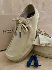 Image 1 of CLARKS WALLABEE (2)