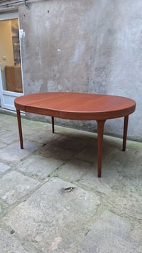 Image 3 of Table scandinave extensible en teck